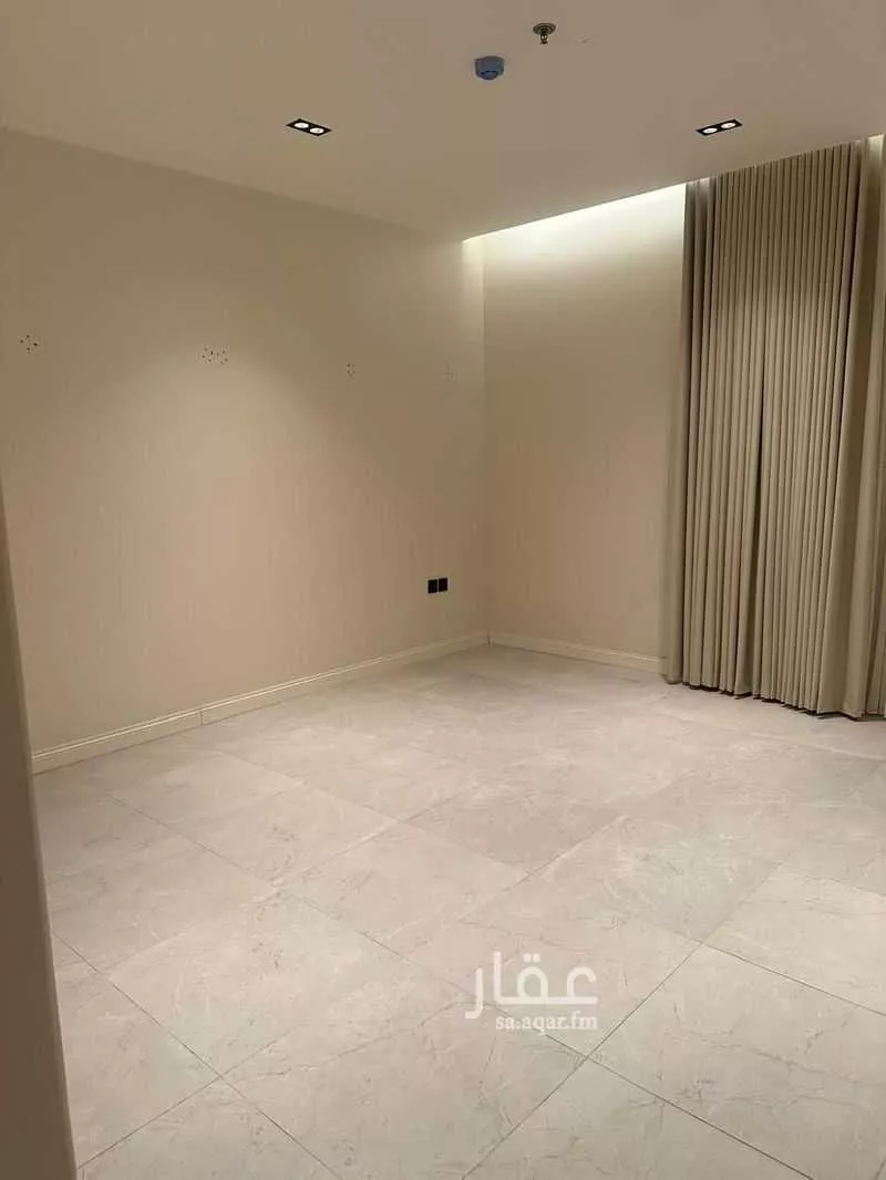 شقة 3 غرف في السيف 4