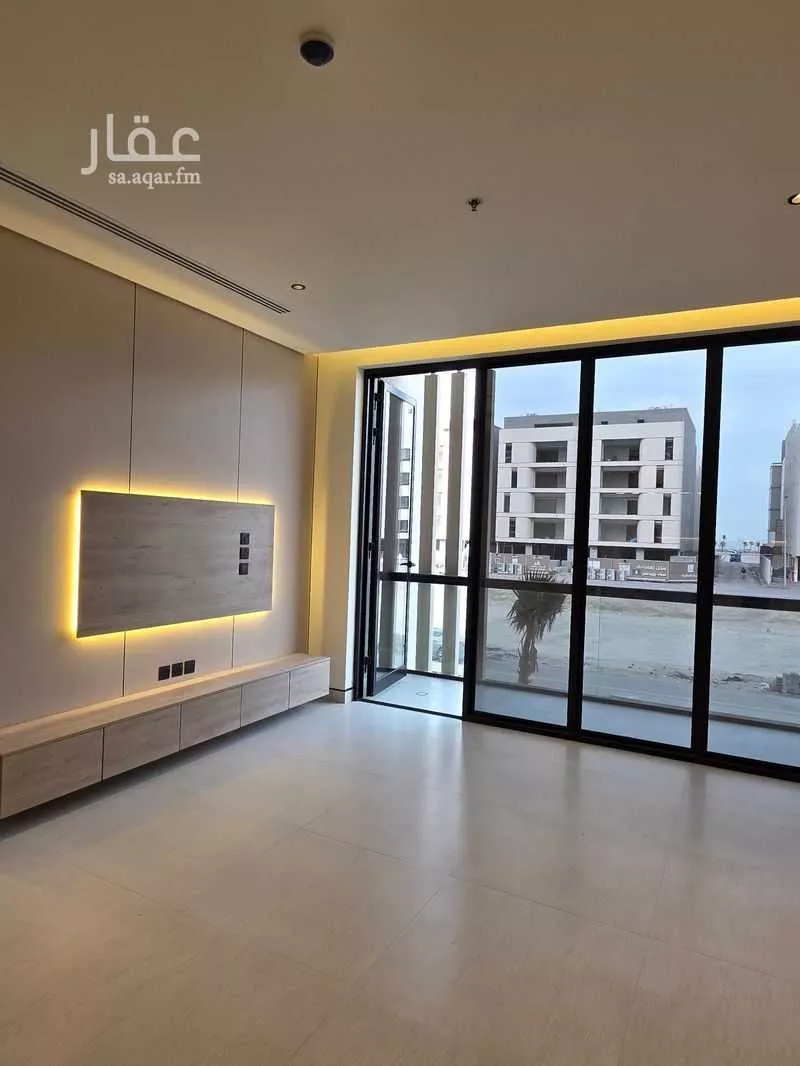 شقة 3 غرف في السيف 4