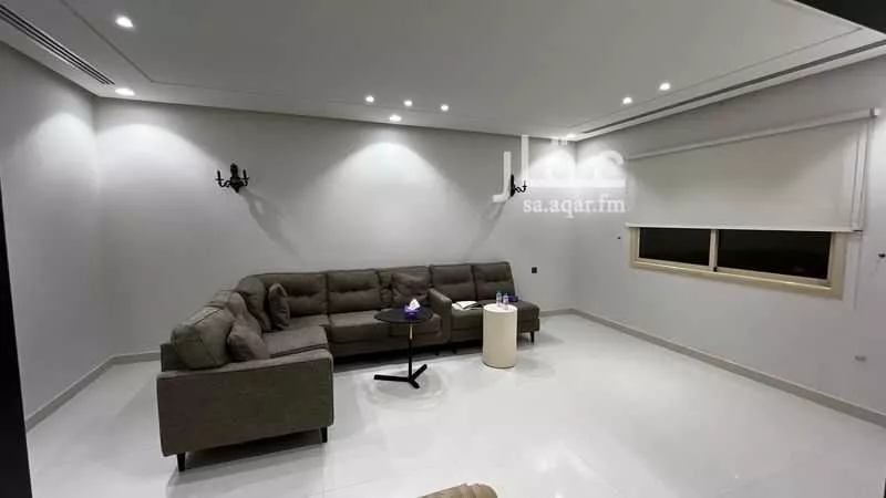 فيلا 6 غرف في الياسمين 2