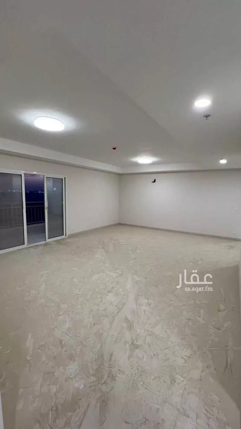 شقة 4 غرف في الفرسان 16