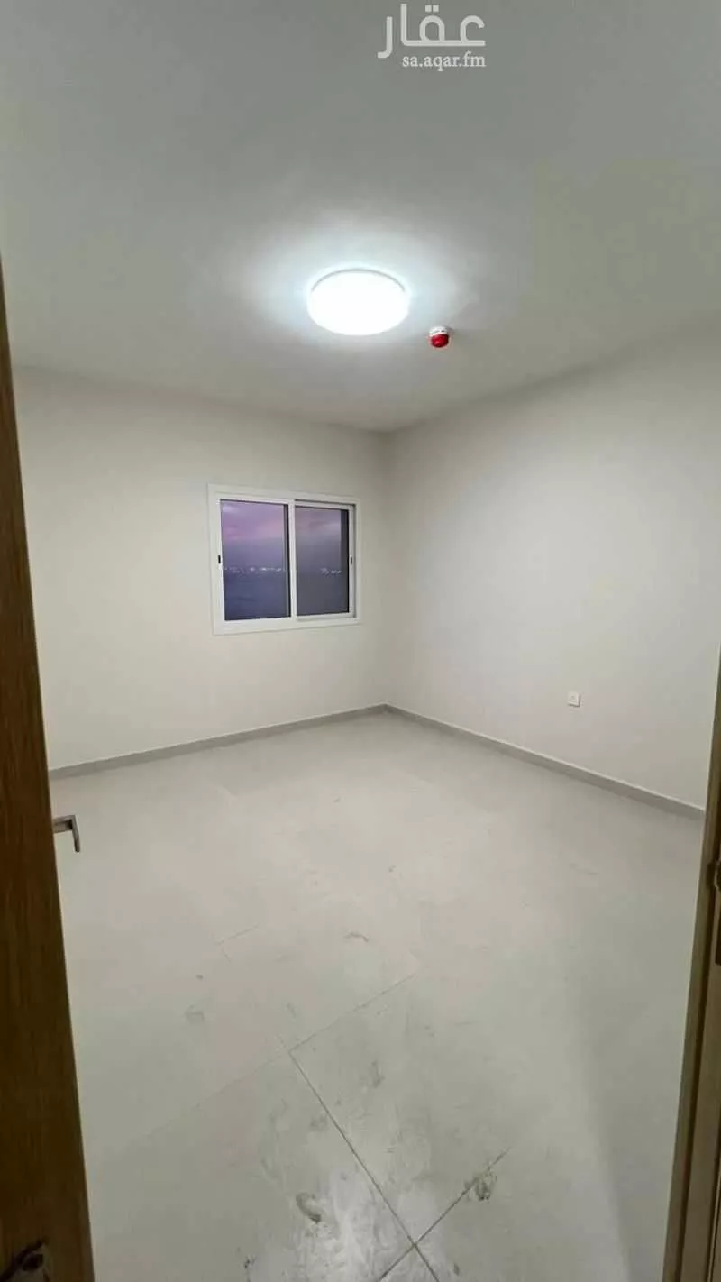 شقة 4 غرف في الفرسان 22