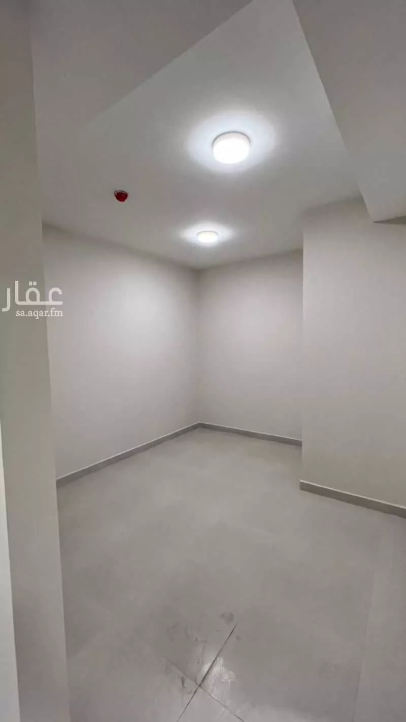 شقة 4 غرف في الفرسان 25