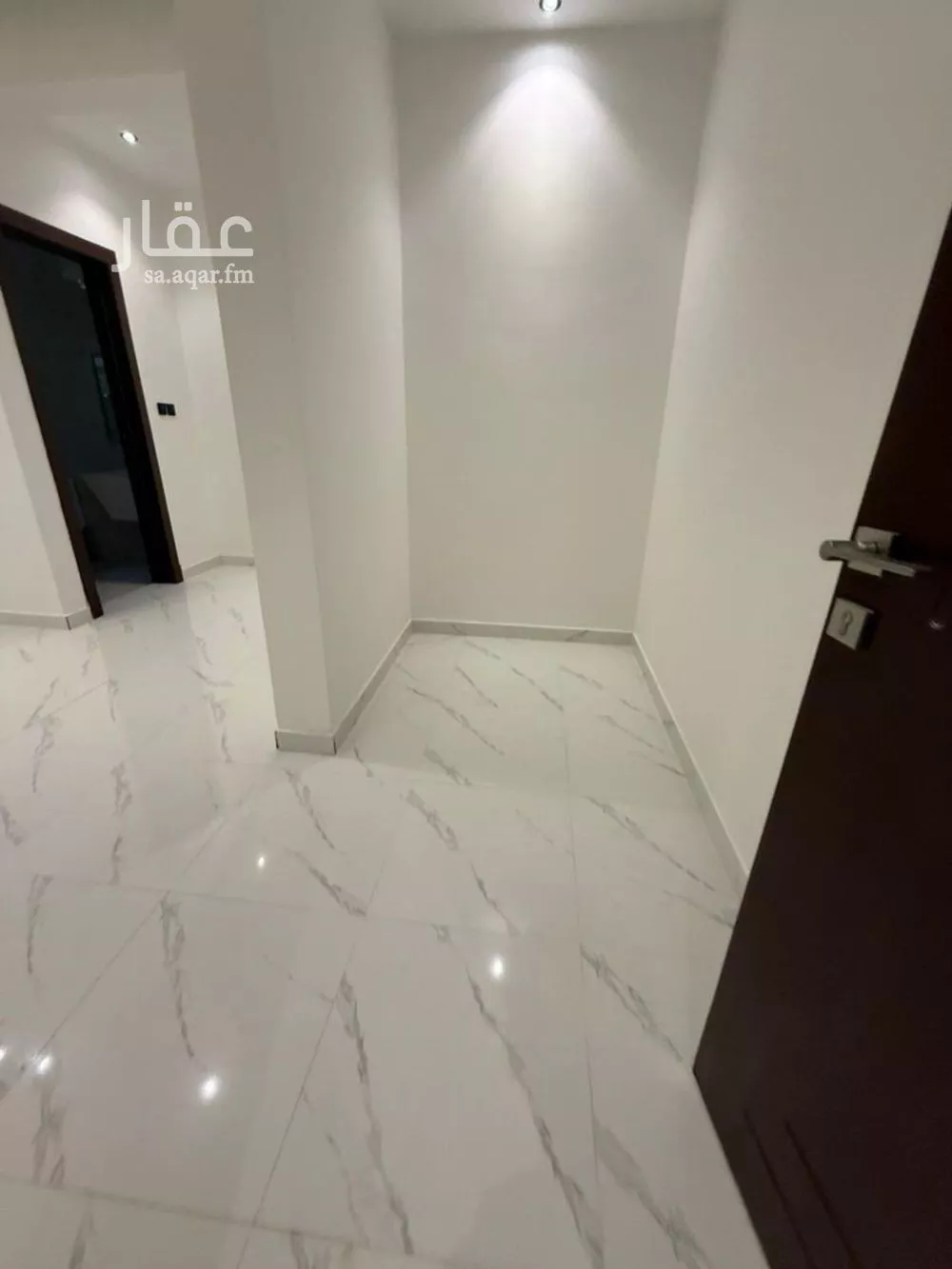 شقة 6 غرف في بدر 3