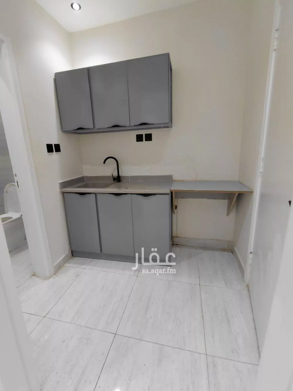 شقة 1 غرف في المونسية 4