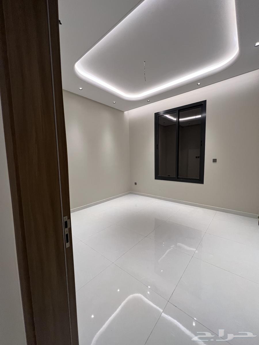 شقة 6 غرف في الصفا 13