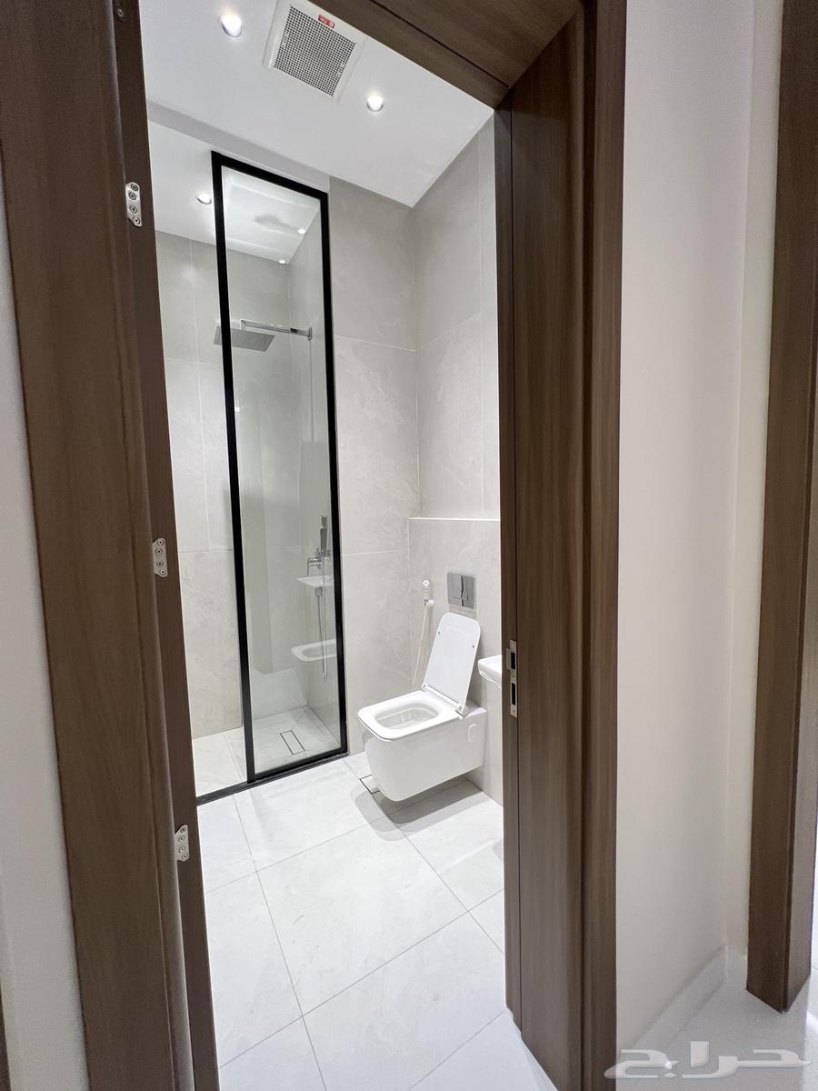 شقة 6 غرف في الصفا 14