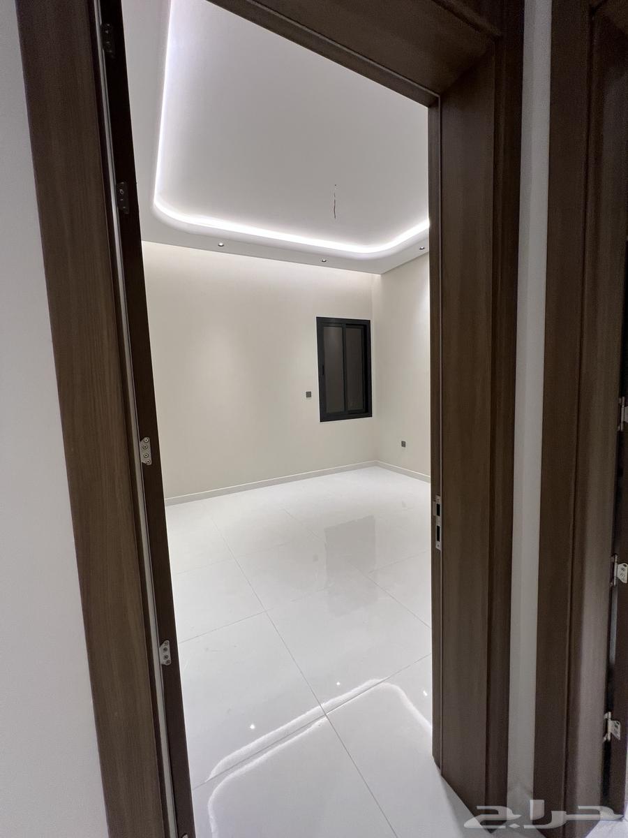 شقة 6 غرف في الصفا 15