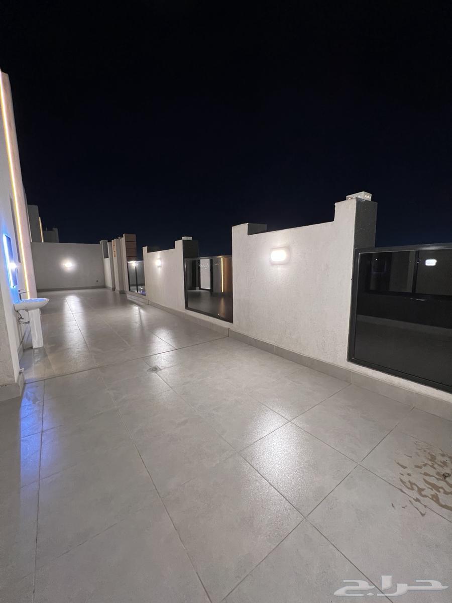 شقة 6 غرف في الصفا 18