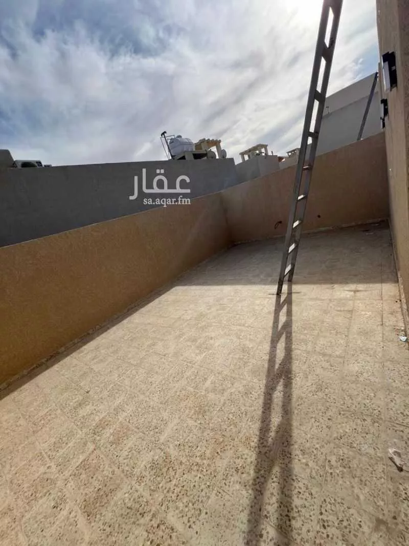 فيلا 5 غرف في المهدية 5