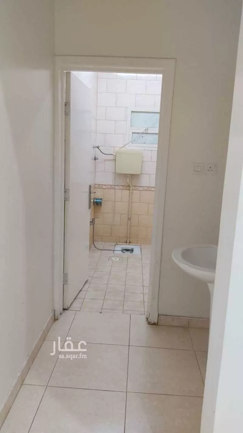 شقة 4 غرف في الظاهرة 4