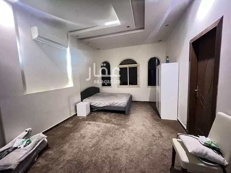 فيلا 6 غرف في المونسية 2