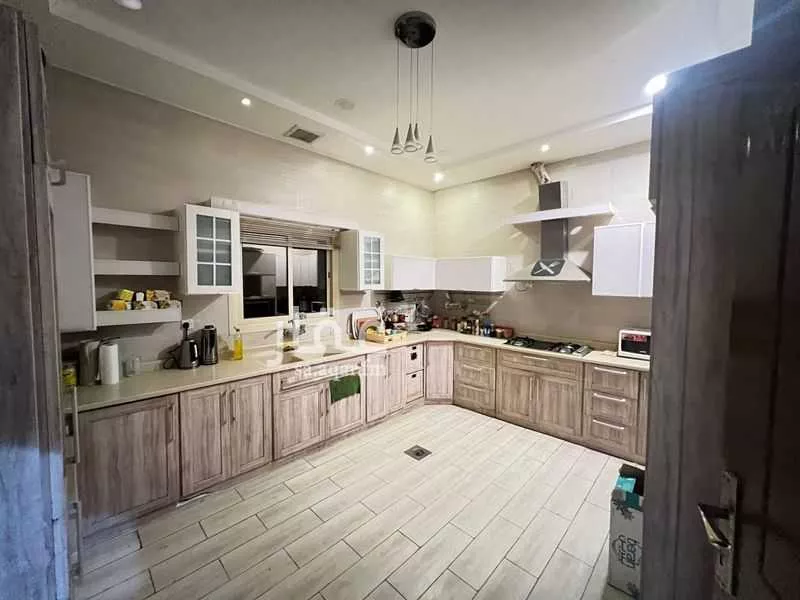 فيلا 6 غرف في المونسية 4