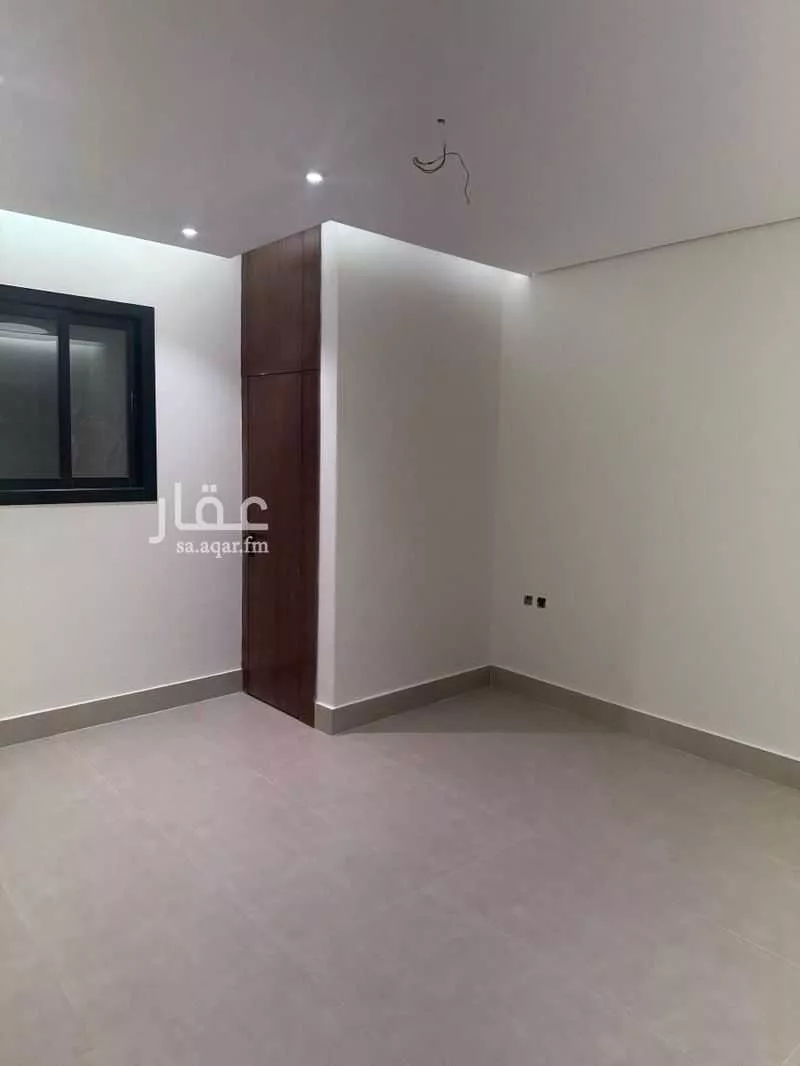 فيلا 7 غرف في الياسمين 2