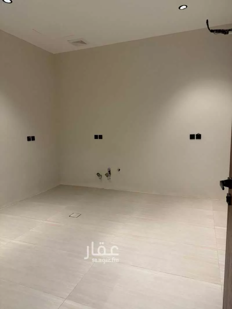 فيلا 4 غرف في الزمرد 8