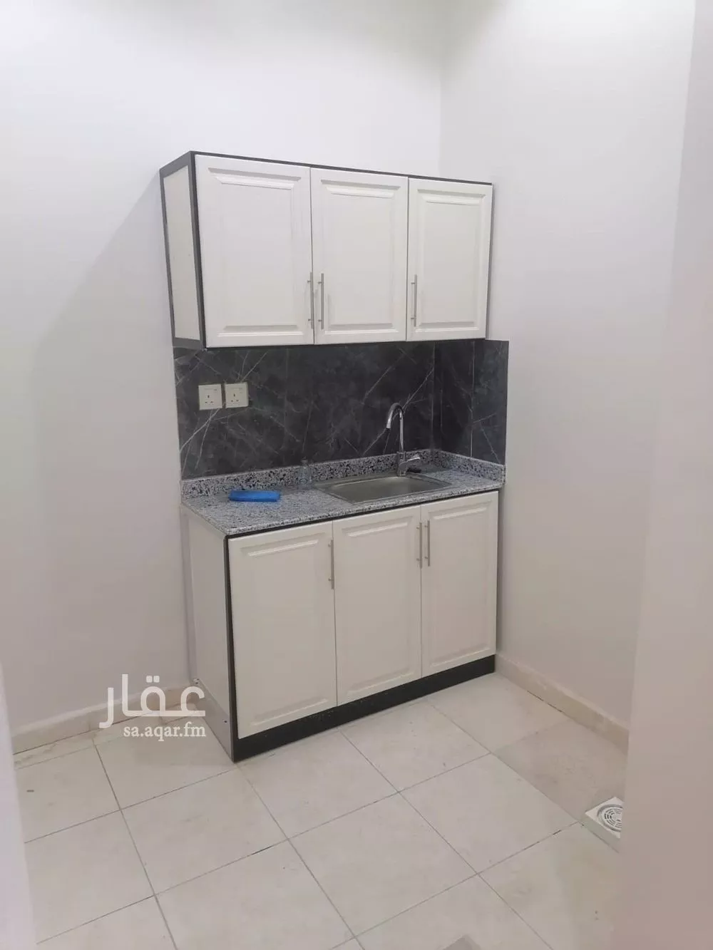 شقة 1 غرف في العليا 3