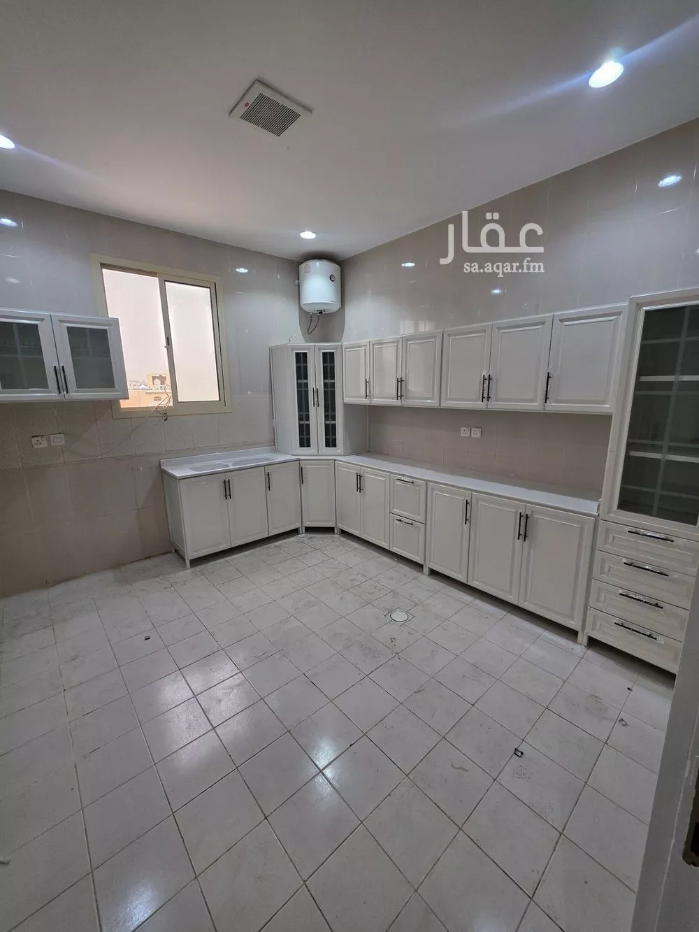 دور 3 غرف في النرجس 10