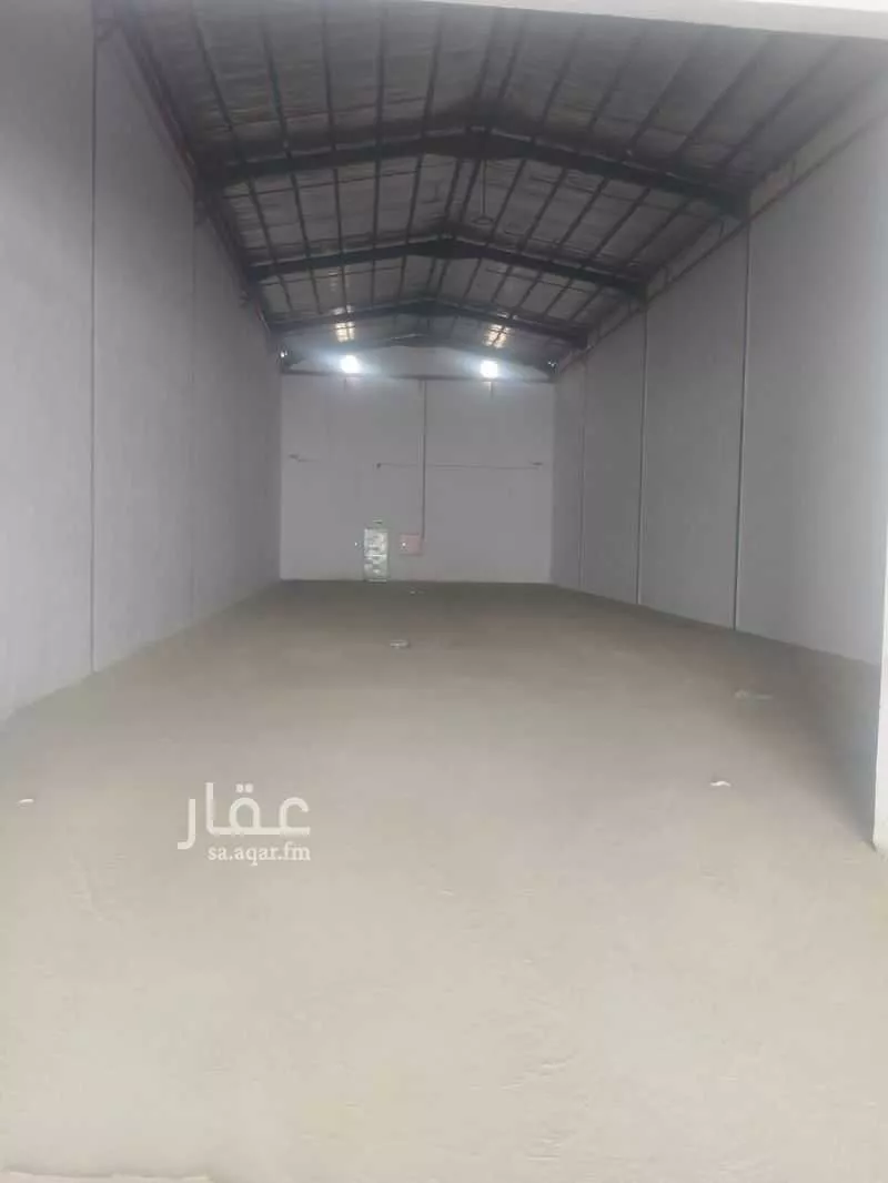 40000 sqm warehouse in Al Manakh 2