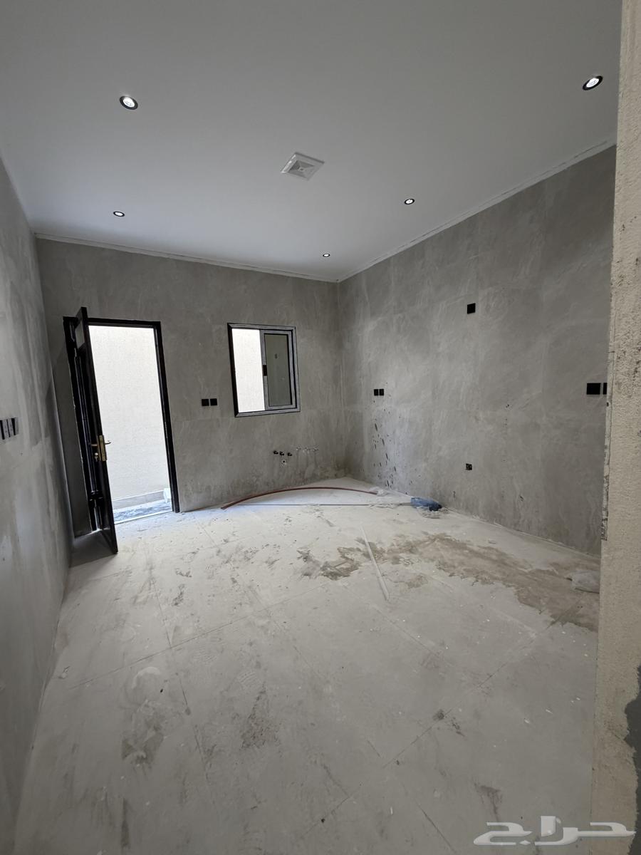 فيلا 9 غرف في احد 15