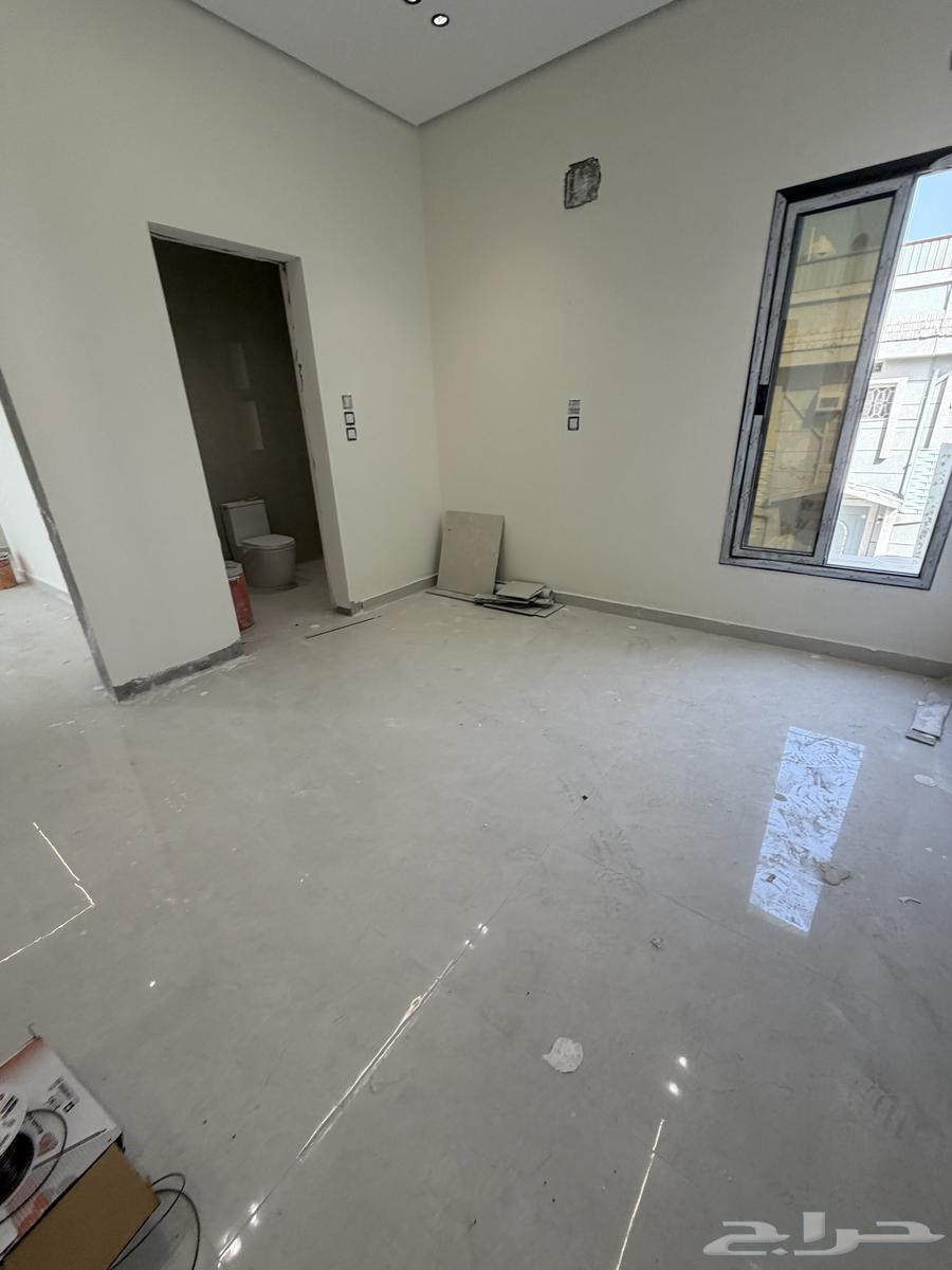 فيلا 9 غرف في احد 5