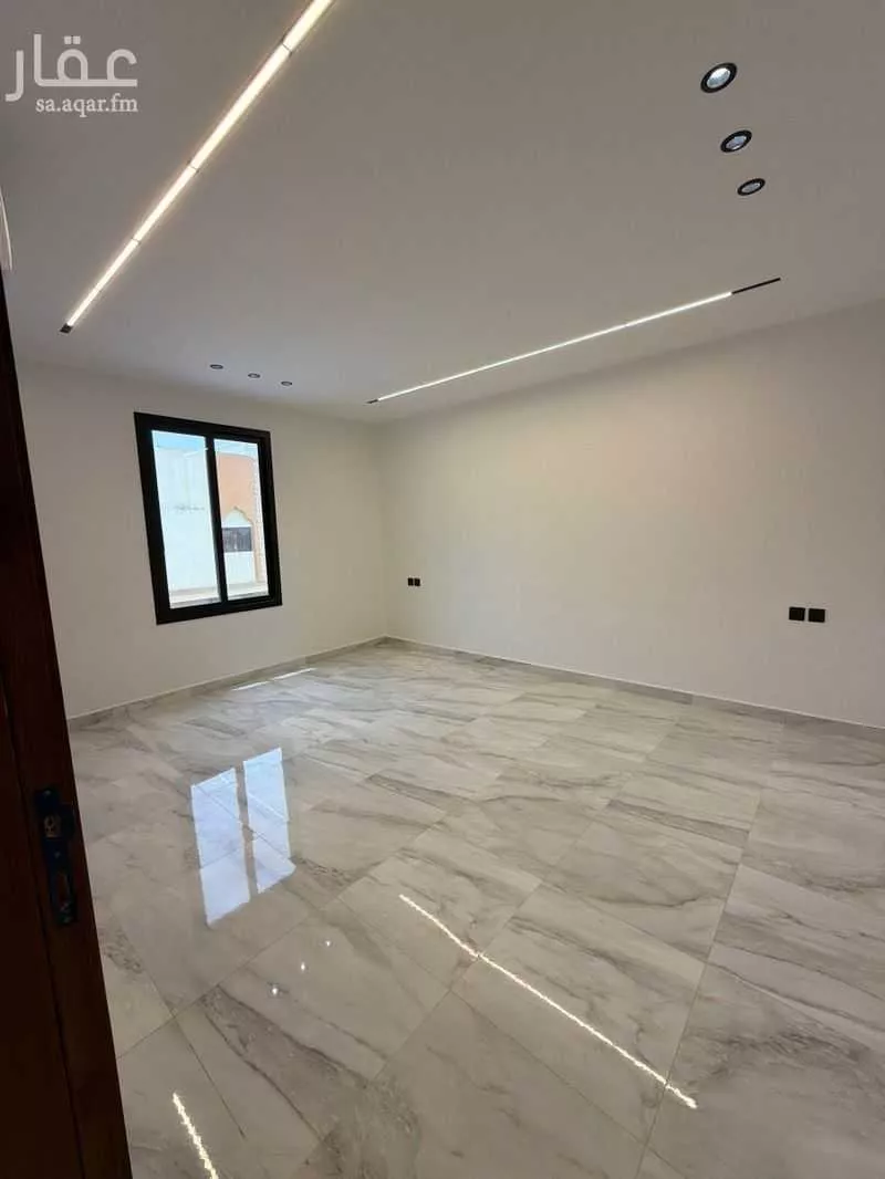 عمارة 480 م² في ام الحمام الشرقي 9