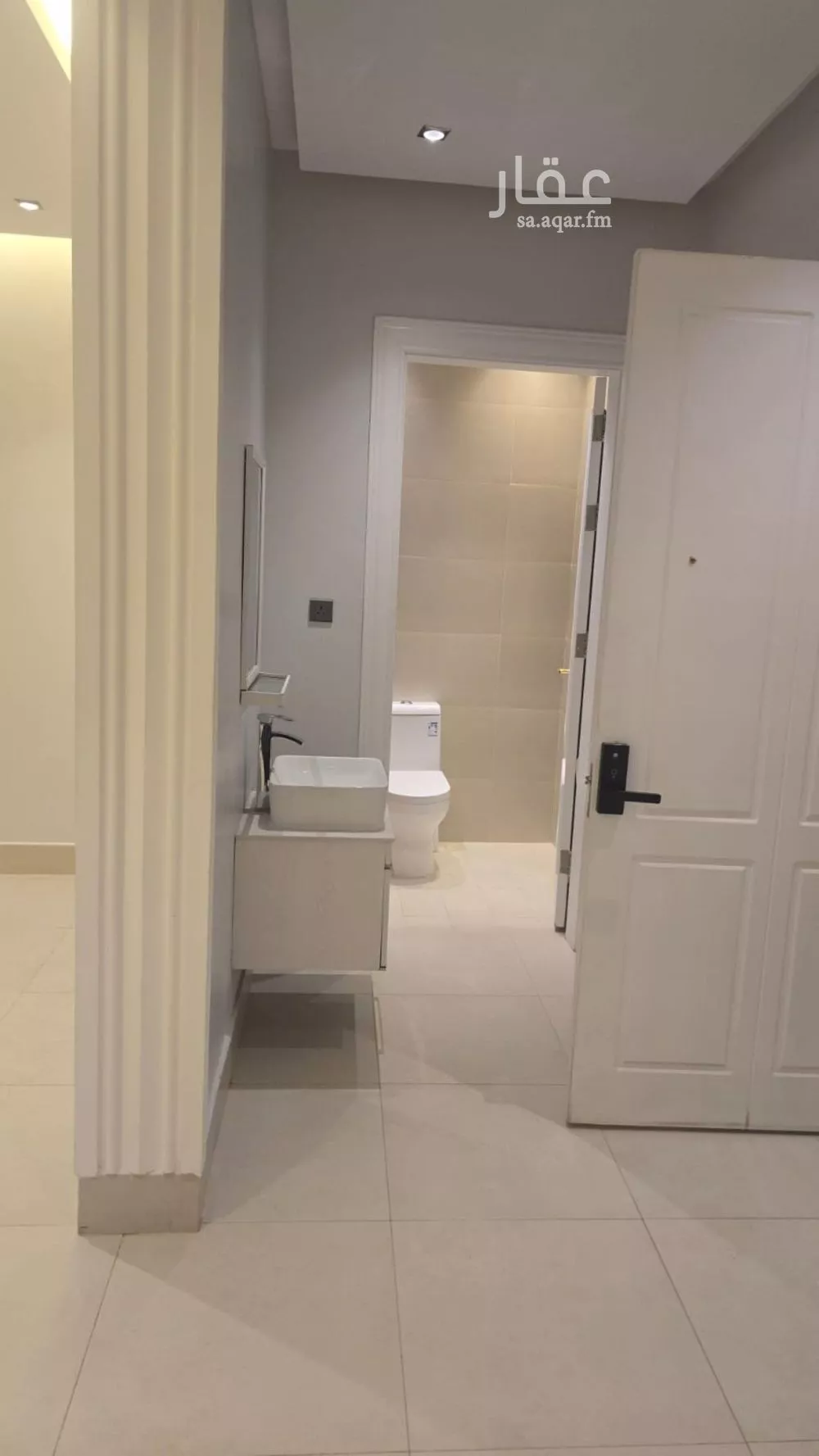 شقة 3 غرف في الملقا 6