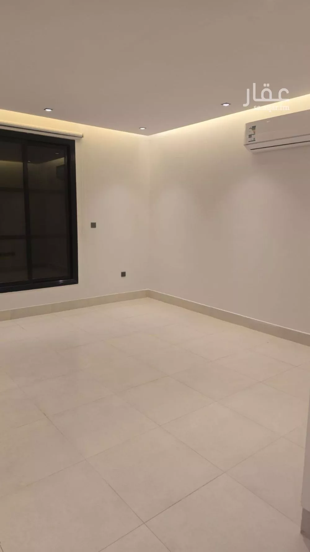 شقة 3 غرف في الملقا 8