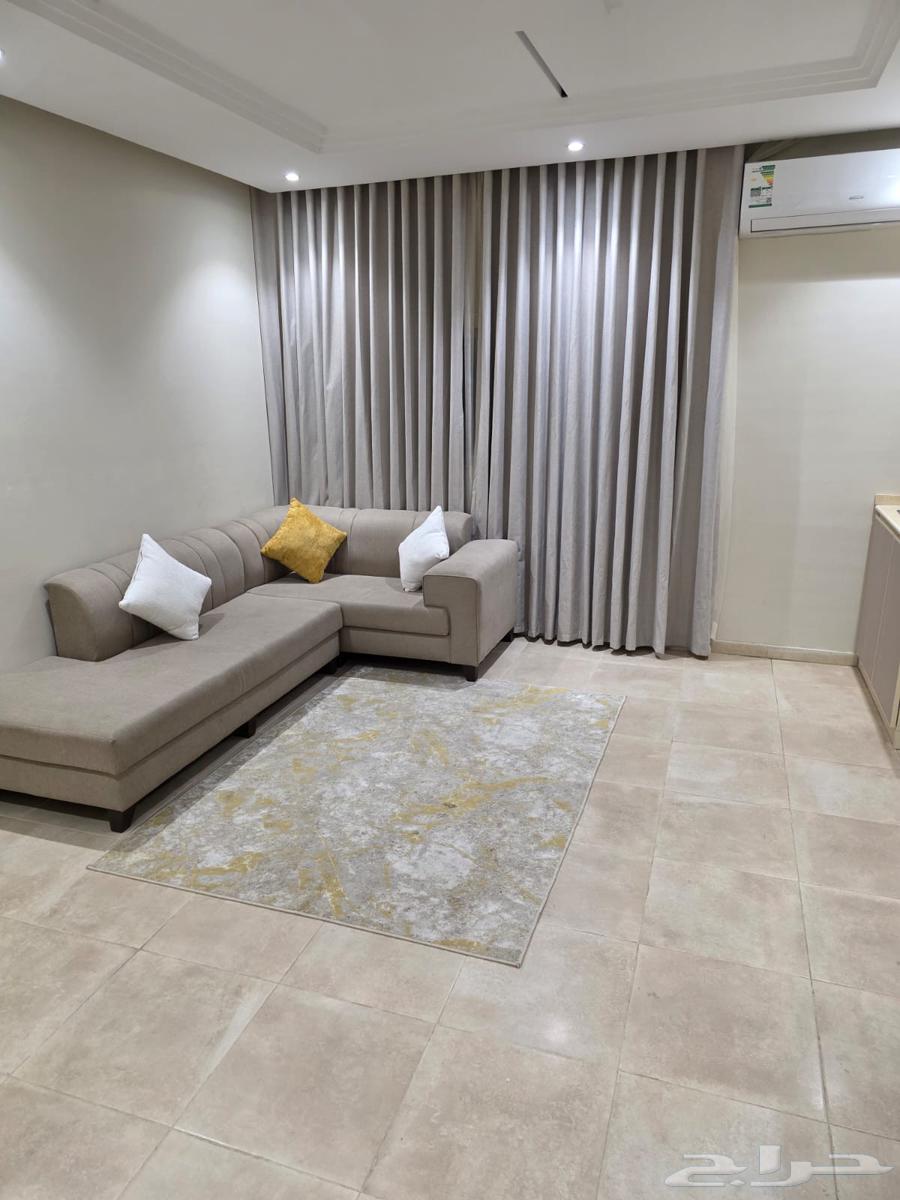 شقة 72 غرف في الرصيفة 4