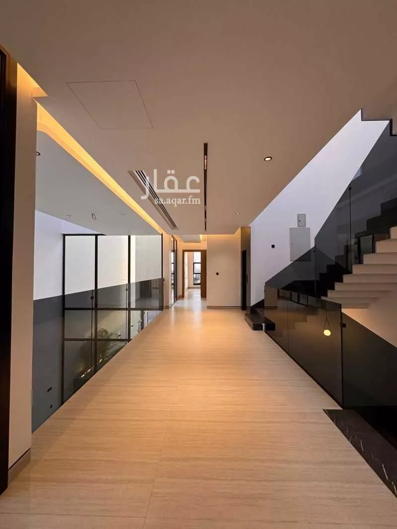 فيلا 6 غرف في العارض 12