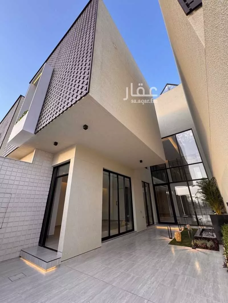 فيلا 6 غرف في العارض 5