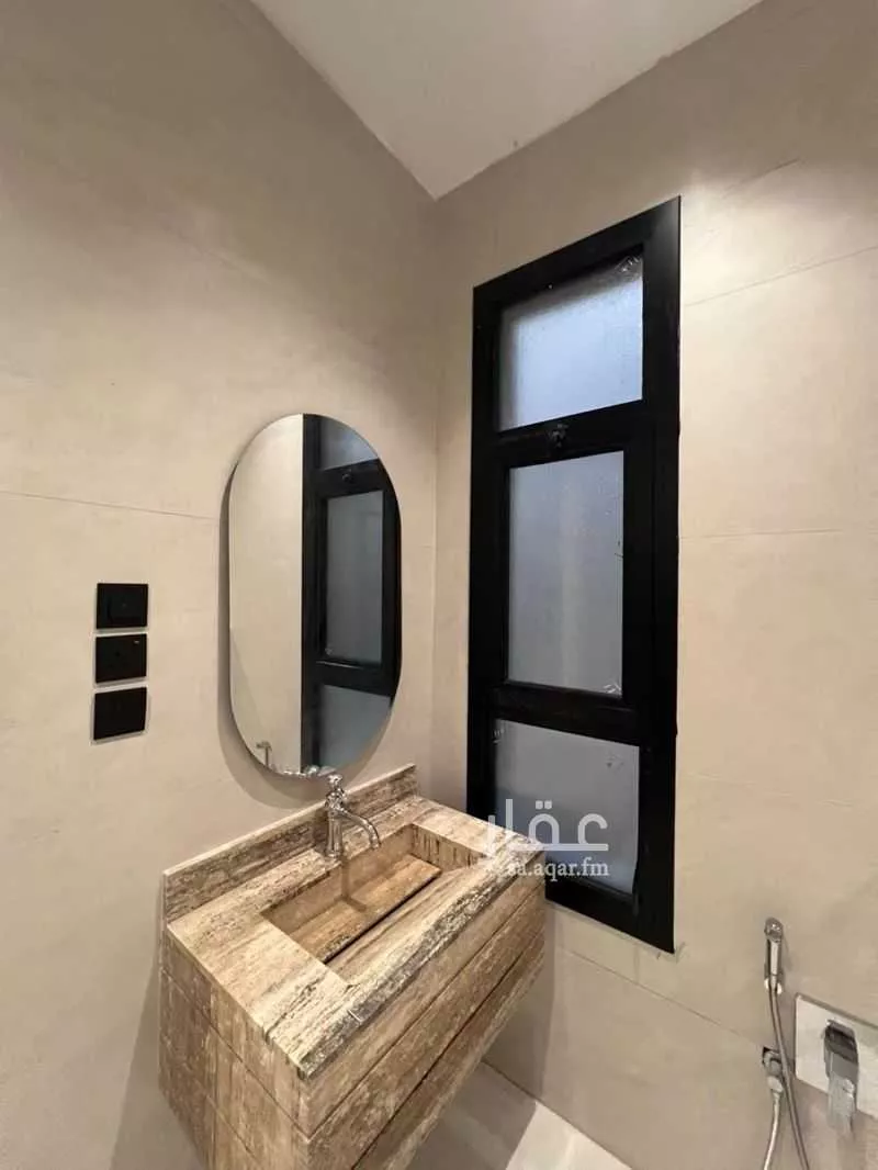 فيلا 5 غرف في النرجس 8