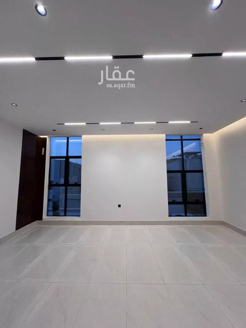 فيلا 5 غرف في النرجس 10