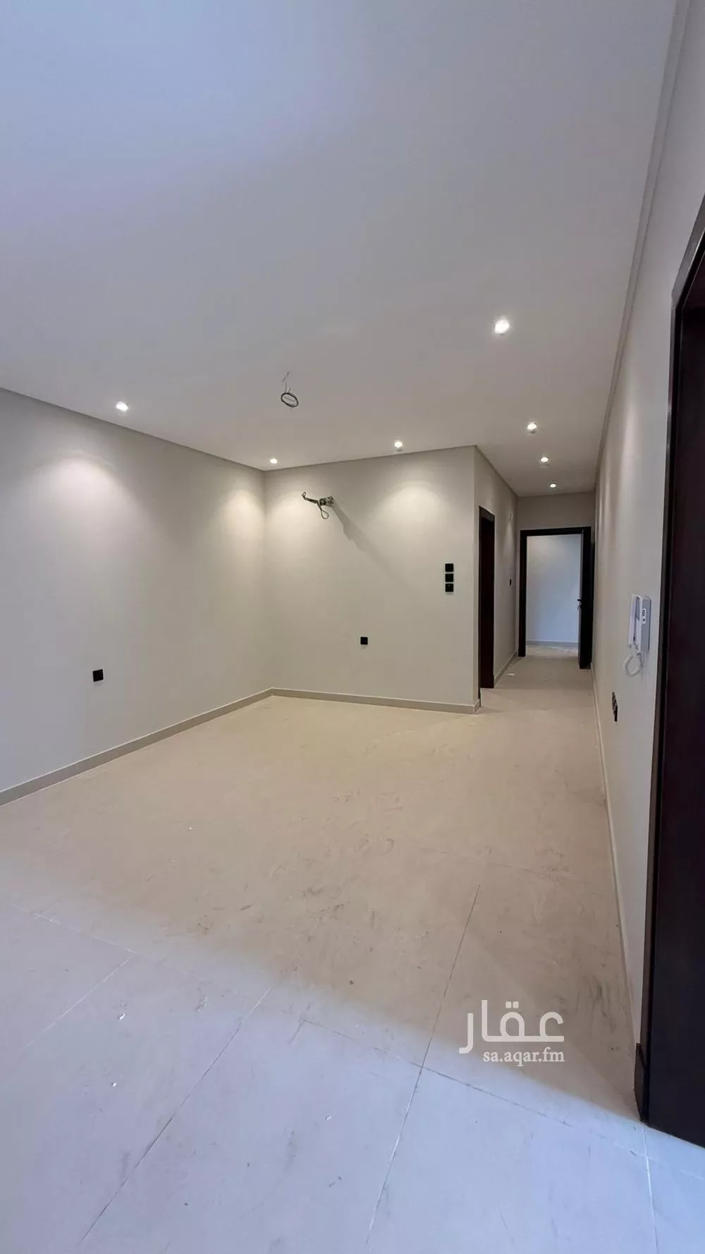 شقة 4 غرف في الجامعة 22