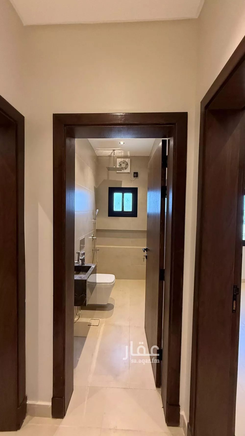 شقة 4 غرف في الجامعة 6