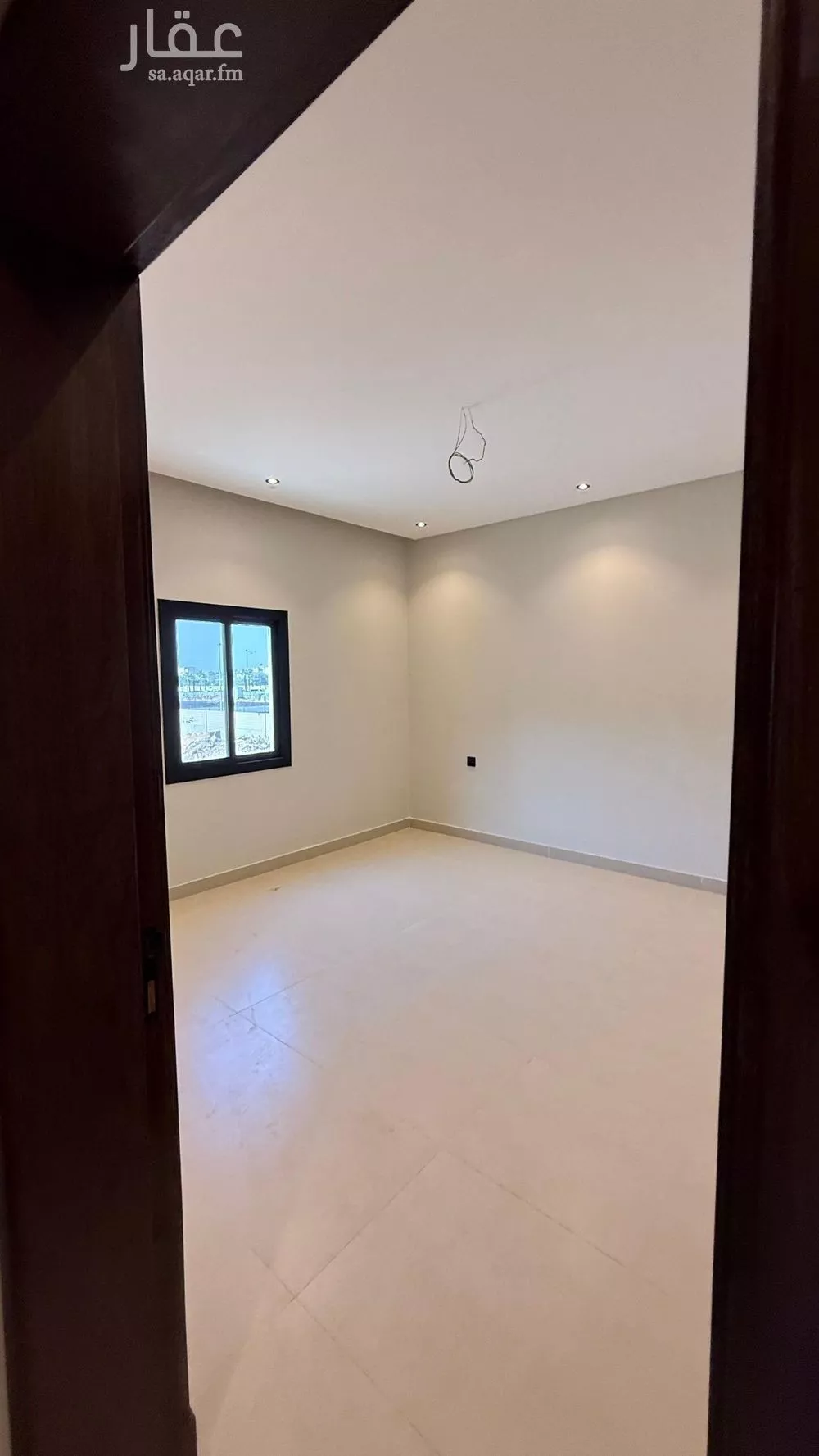 شقة 4 غرف في الجامعة 7