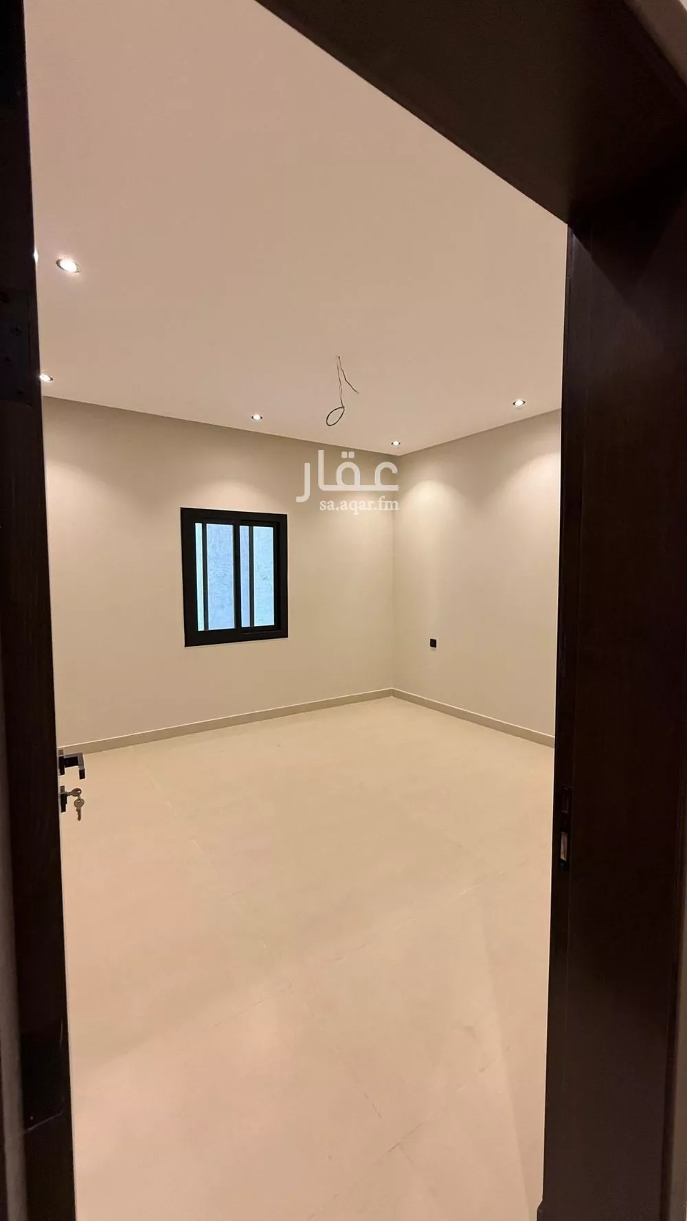 شقة 4 غرف في الجامعة 8