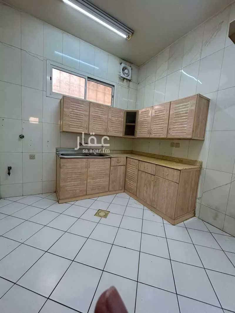 شقة 3 غرف في الروابي 8