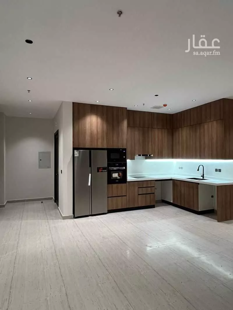 شقة 2 غرف في عرقة 10