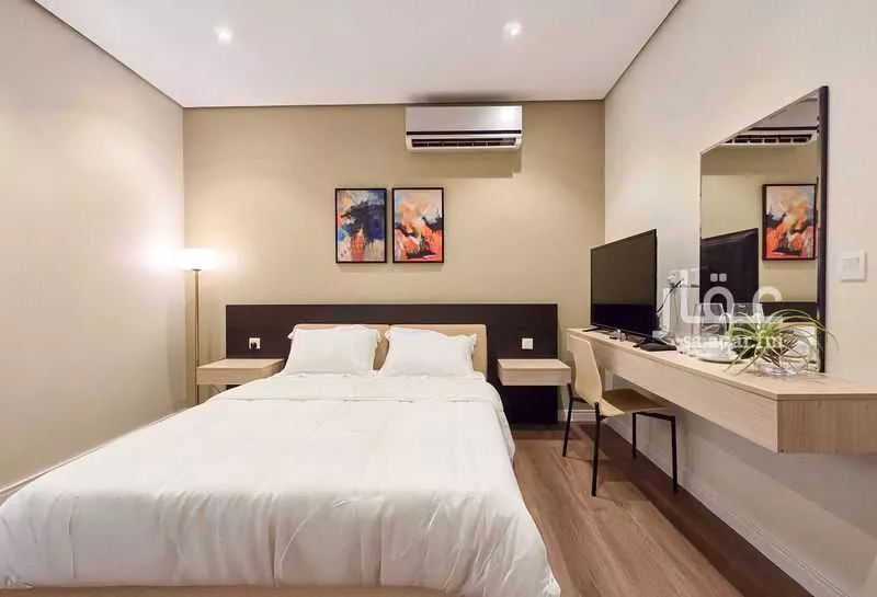 شقة 1 غرف في الملقا 6