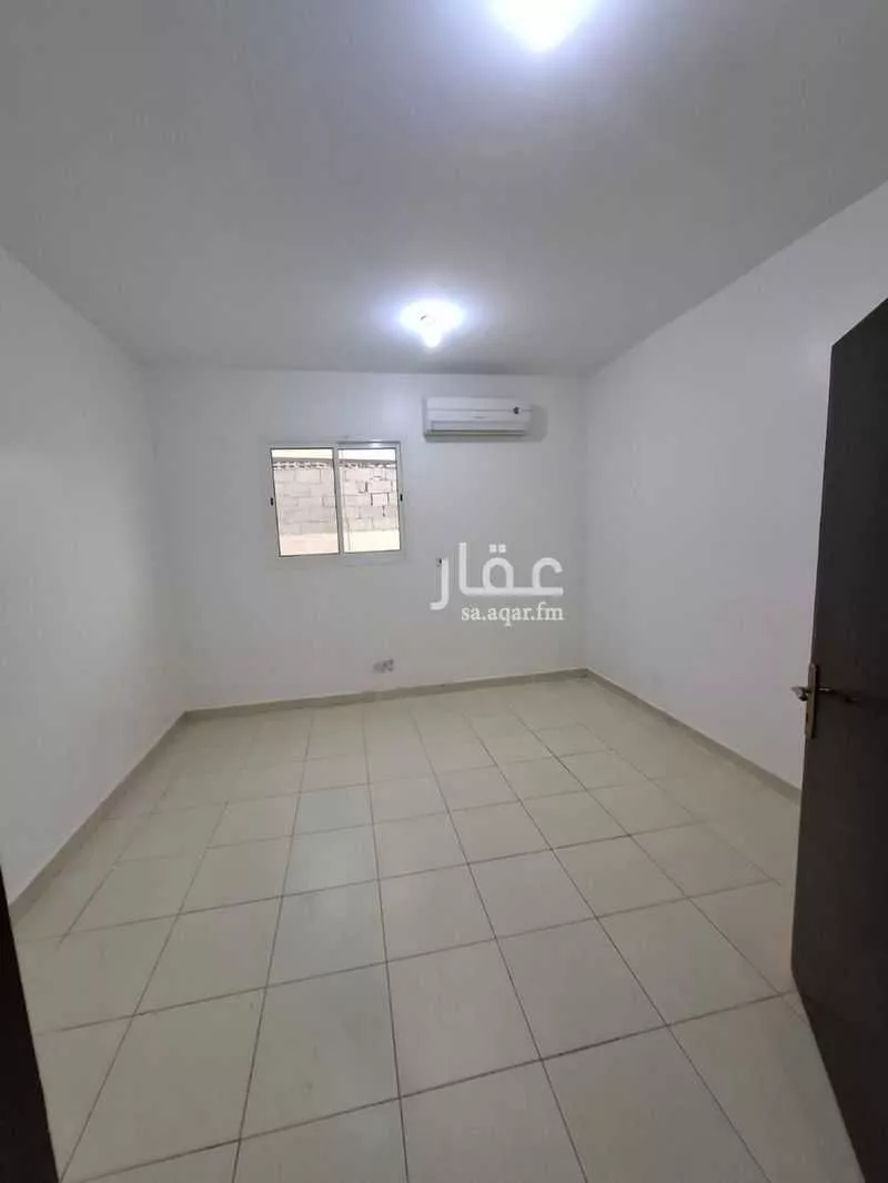 شقة 3 غرف في المعذر الشمالي 6