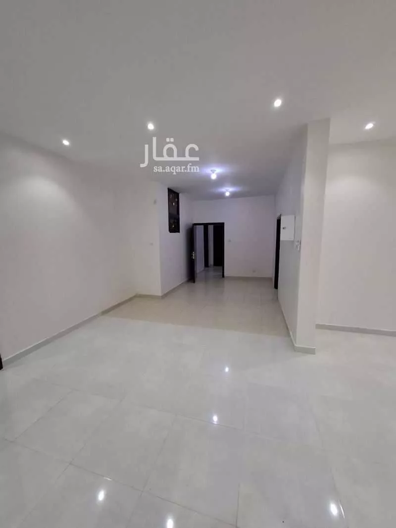 شقة 3 غرف في المعذر الشمالي 8