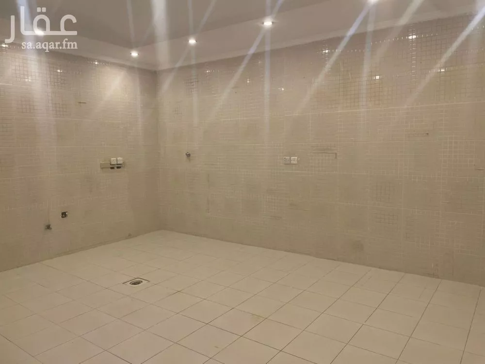 3 bedroom floor in Al Yasmin 8