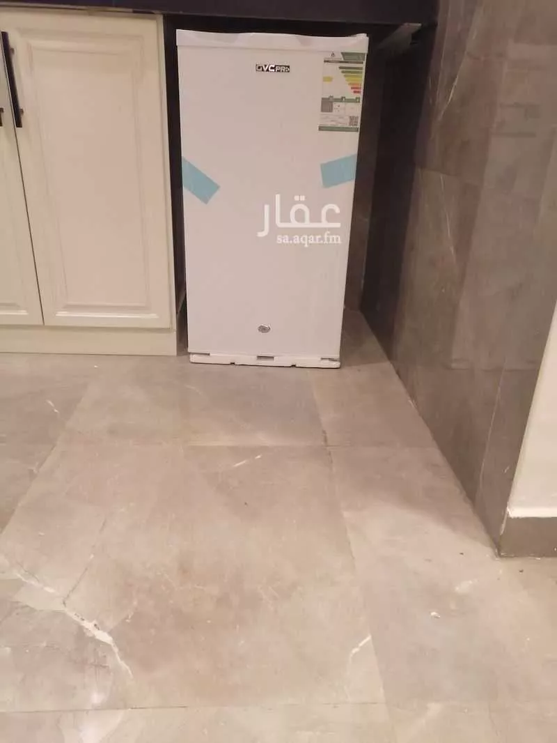 شقة 1 غرف في العقيق 4