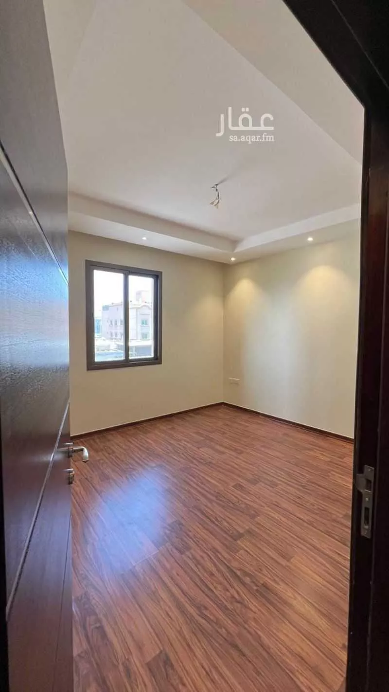 2 bedroom apartment in Al Bandariyah 4