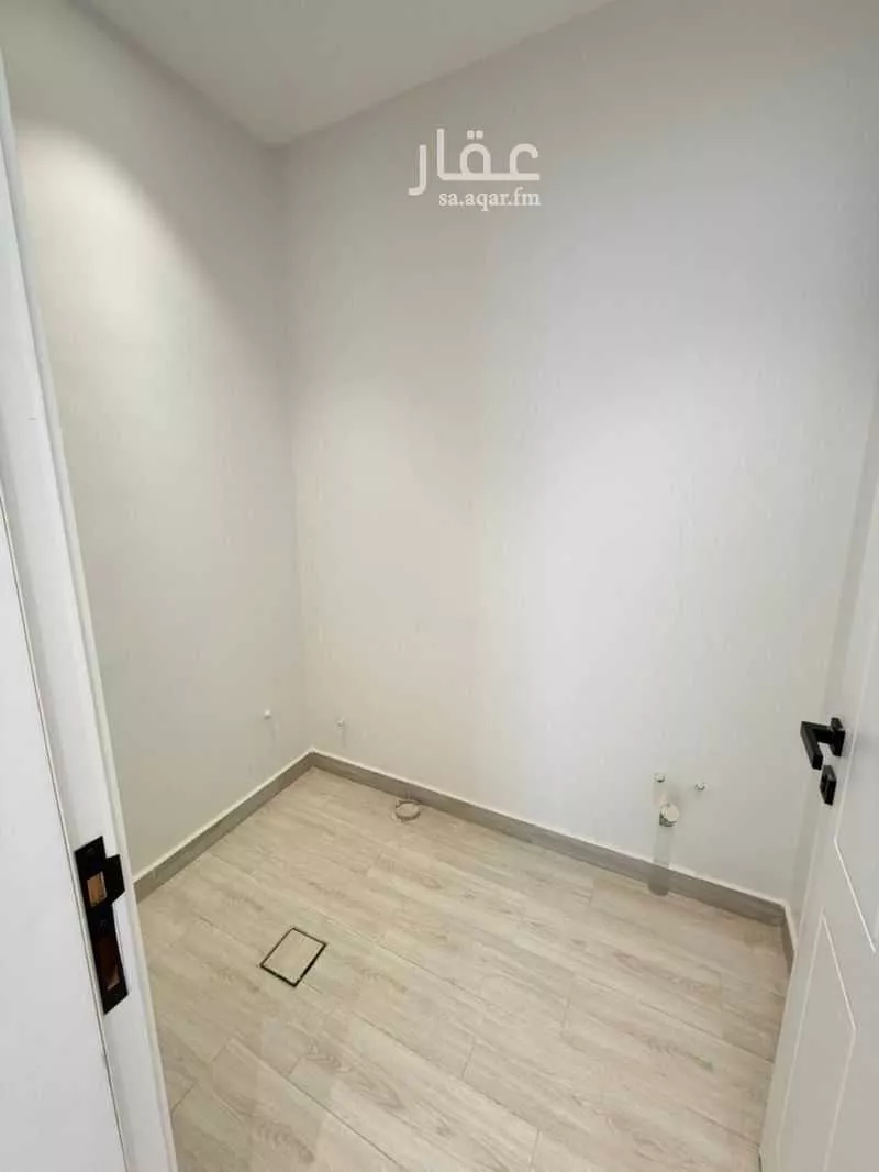 4 bedroom apartment in Al Qadisiyah, Riyadh 14