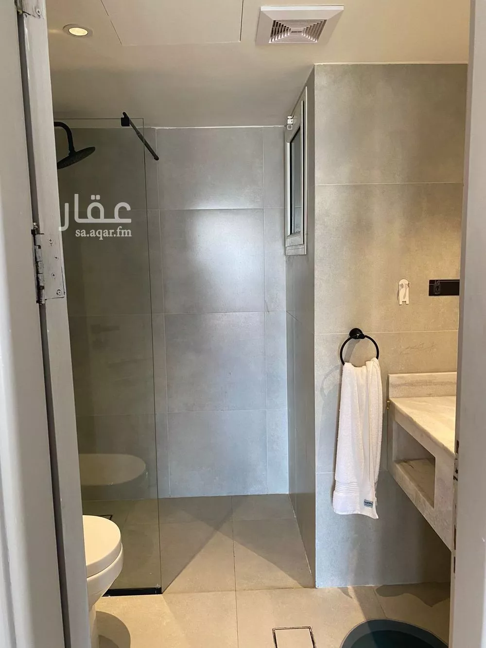 فيلا 3 غرف في الروضة 12