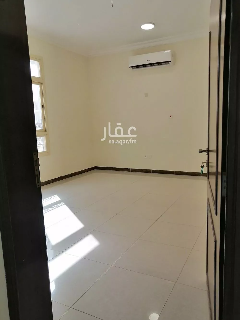 شقة 5 غرف في الدانة الشمالية 7