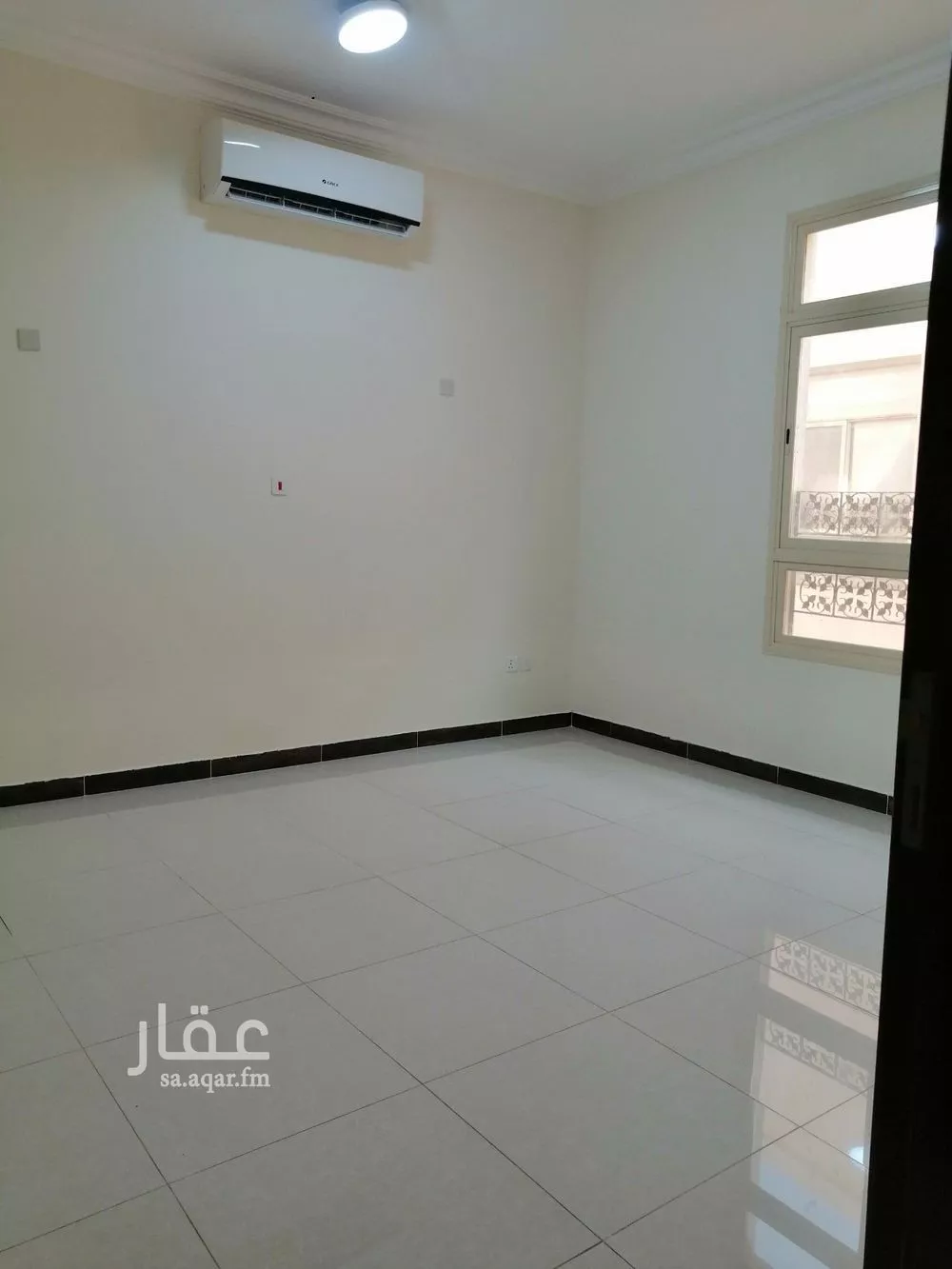 شقة 5 غرف في الدانة الشمالية 8