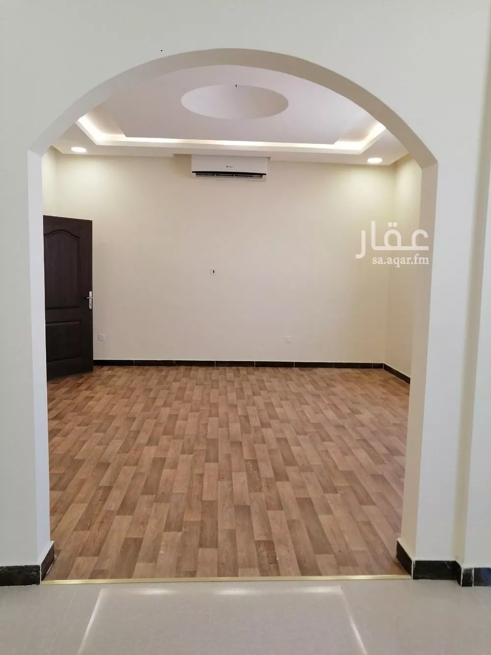 شقة 5 غرف في الدانة الشمالية 10