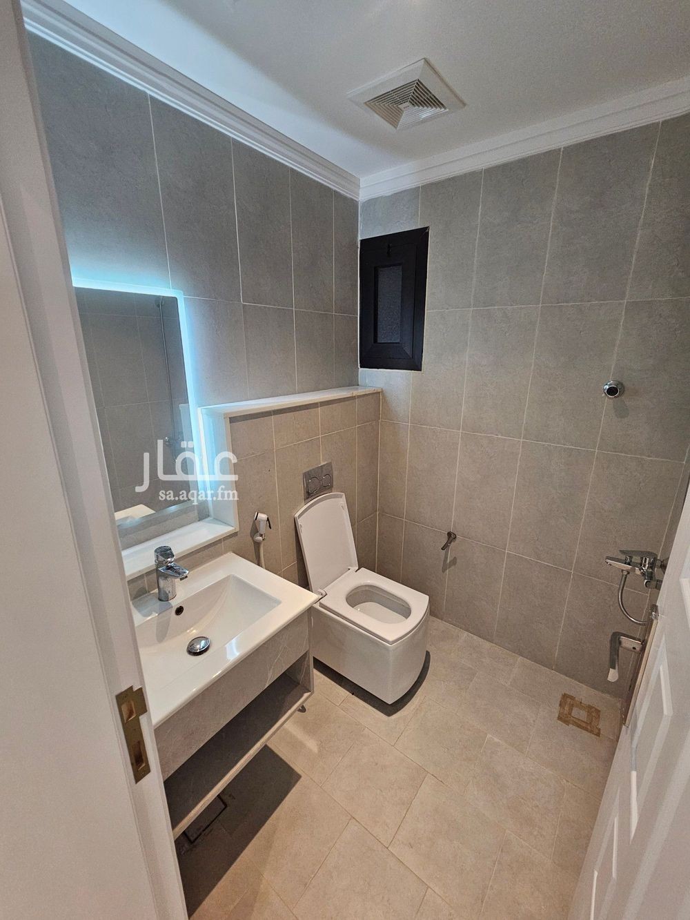 3 bedroom apartment in Al Qashlah, Eastern Province 13