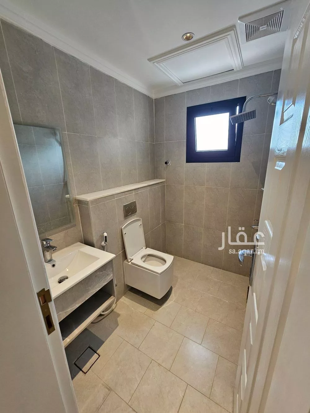 3 bedroom apartment in Al Qashlah 12